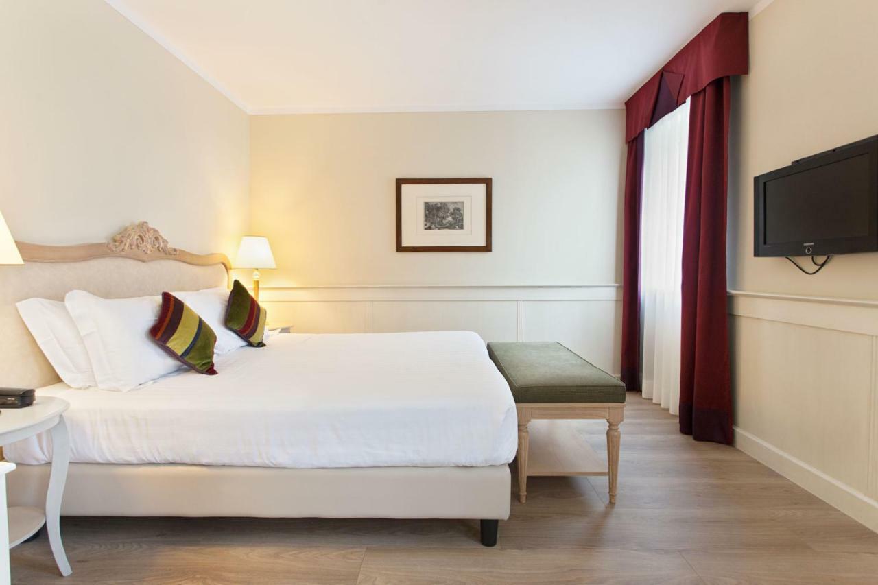 Hotel Leon D'Oro Rovereto  Exterior foto